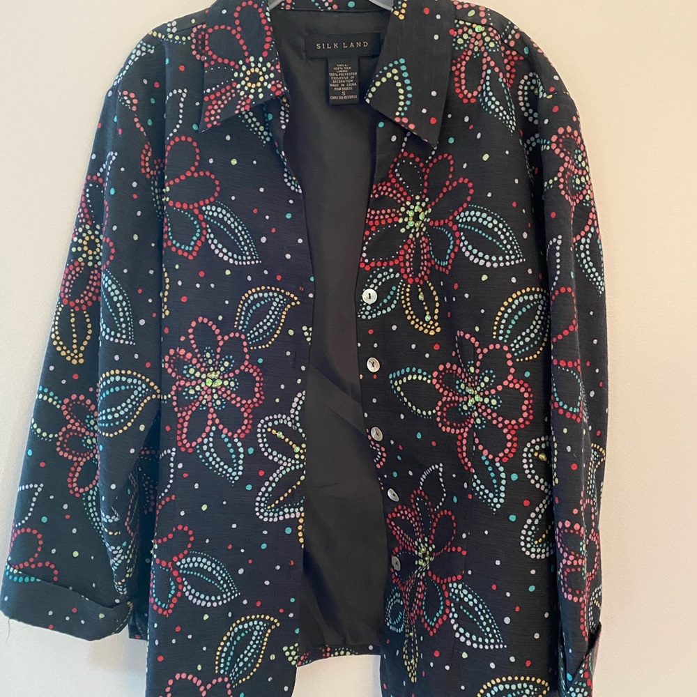 Gorgeous Women’s Silk Land Shirt Or Jacket Shacket Floral Pattern, Small, EUC